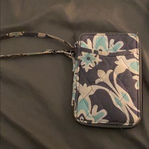 vera bradley wristlet